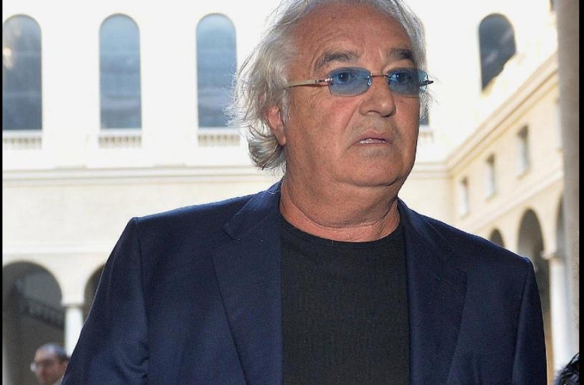 L'annuncio di Flavio Briatore: «Ho un tumore, mi hanno operato al cuore dieci giorni fa»