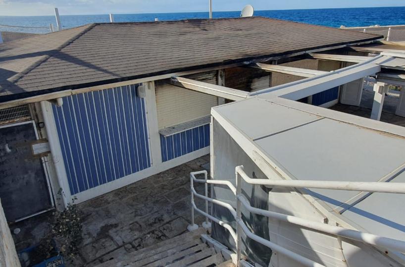 Giovinazzo, in fiamme  il ristorante Fronte del porto