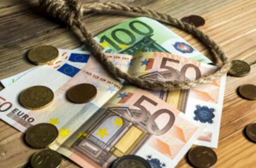 Foggia, prestiti ad usura per la droga e per consumare alcolici