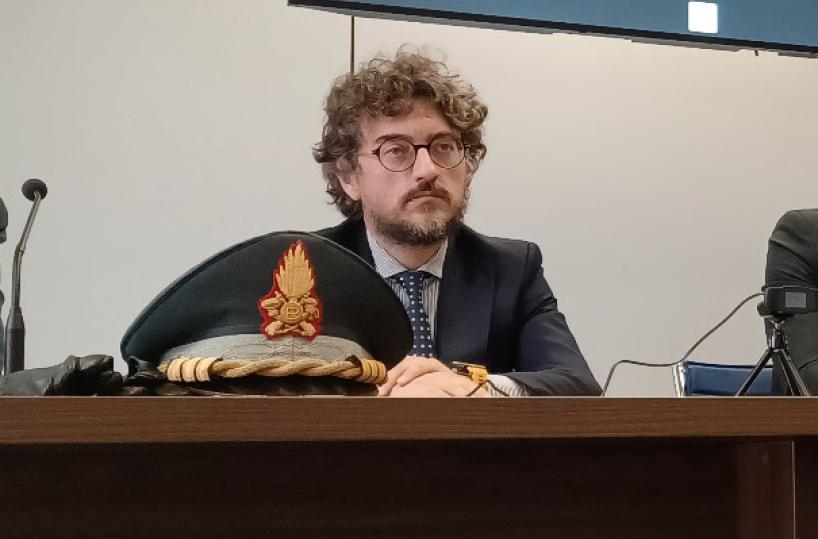 «Assumiamo soltanto quelli che mi servono alle elezioni»