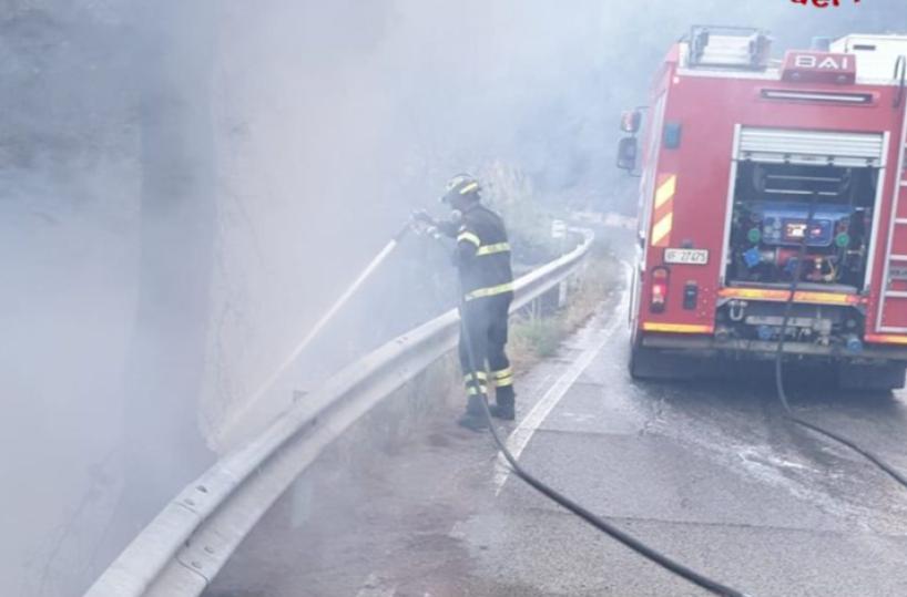 Tursi, incendio in località San Rocco: bruciati 10 ettari di bosco