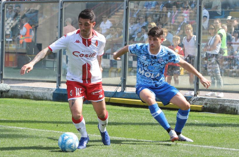 Bari calcio, numeri da retrocessione e la città trema