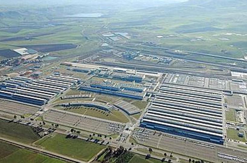 Melfi, i lavoratori della SLG di nuovo senza stipendio