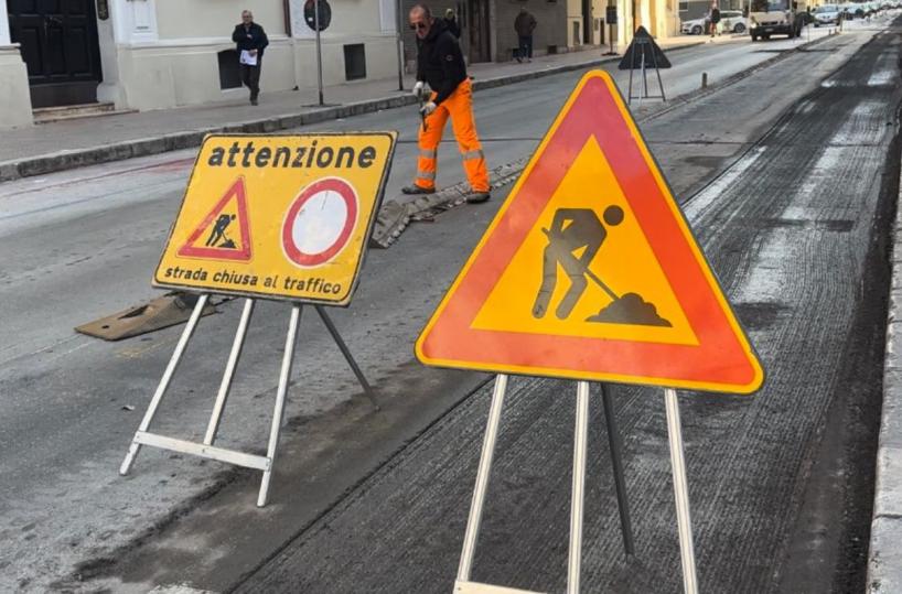 A Bari il quartiere Japigia preda del caos cantieri: Caldarola e Gentile vie «calde»
