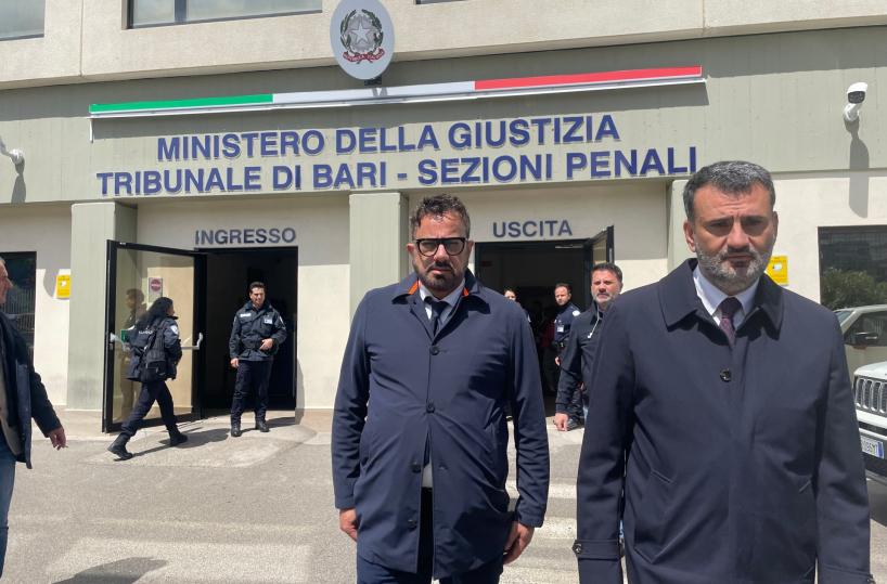 Estorsione a pescheria di Bari: vittime in aula raccontano anni di vessazioni dal clan Parisi