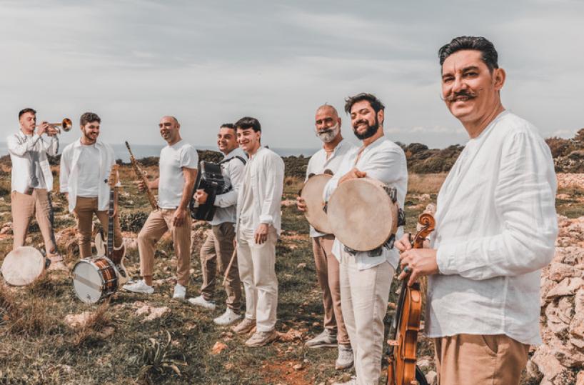 «Vampa», il ritorno in musica dei salentini Scazzatarante