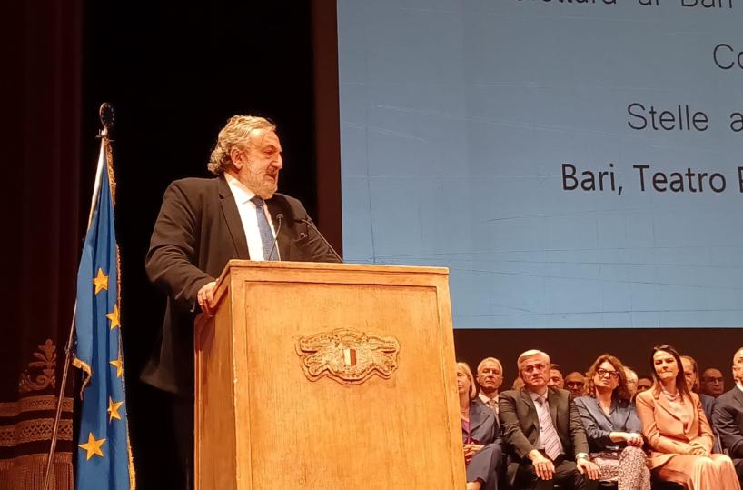 Bari, la consegna delle Stelle al lavoro: «Per ricordare anche chi il lavoro non ce l'ha»/VD