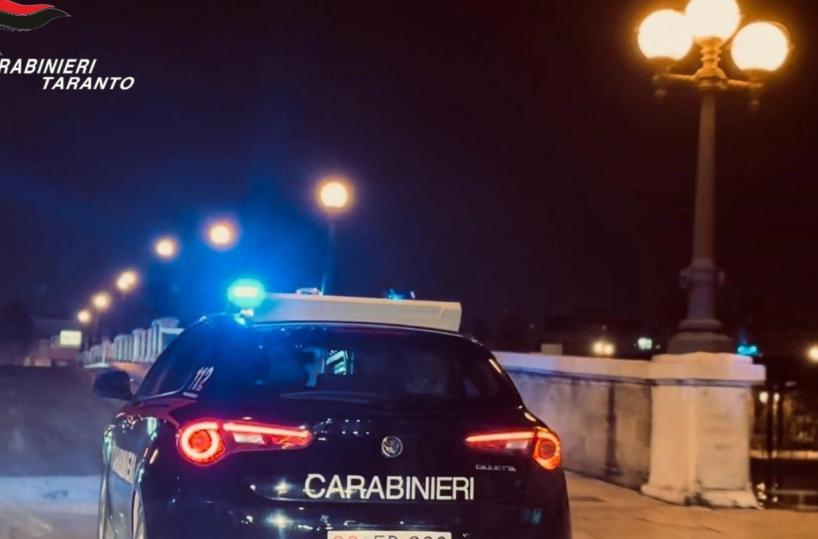 Picchia la madre 90enne per soldi: finisce in carcere dopo 9 condanne 