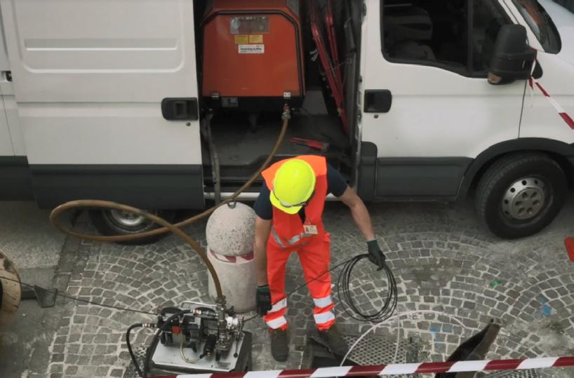 Castelluccio Valmaggiore, fuga di gas durante i lavori per la fibra ottica: evacuata una scuola