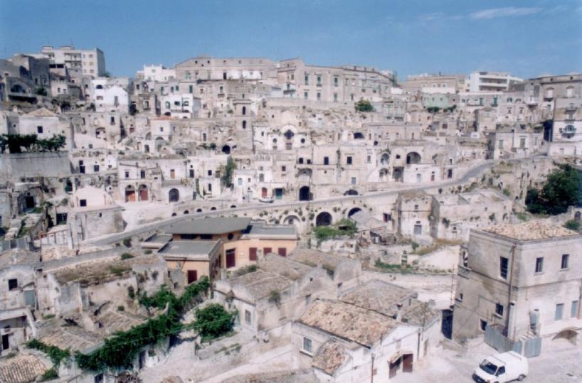 Ispettori ambientali cercasi: l'avviso comunale per frenare il degrado a Matera