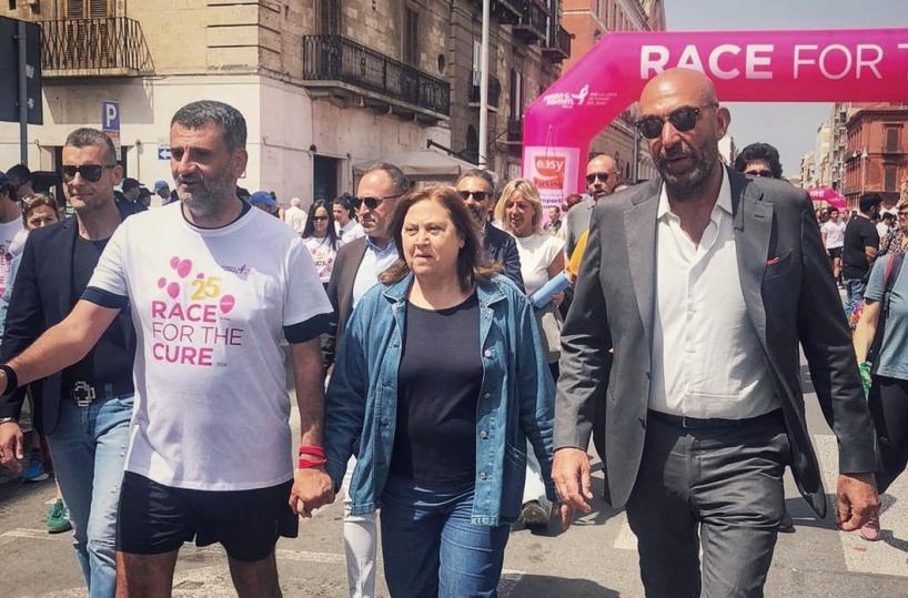 Europee, Decaro con Annunziata e Leccese: «Al Sud sentiamo aria positiva per il Pd»