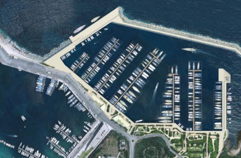 Otranto, intercettata barca a vela con 70 migranti a bordo: trainata in porto