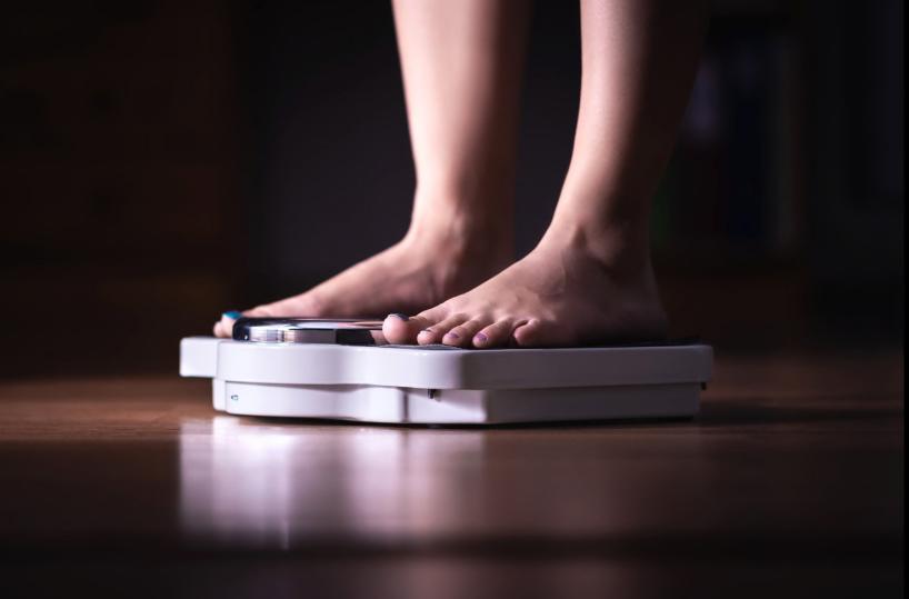 Disturbi alimentari, è emergenza anche in Puglia: patologie in crescita influenzate dai social