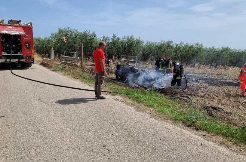 Palagianello, auto prende fuoco: conducente di 42enne muore nel rogo