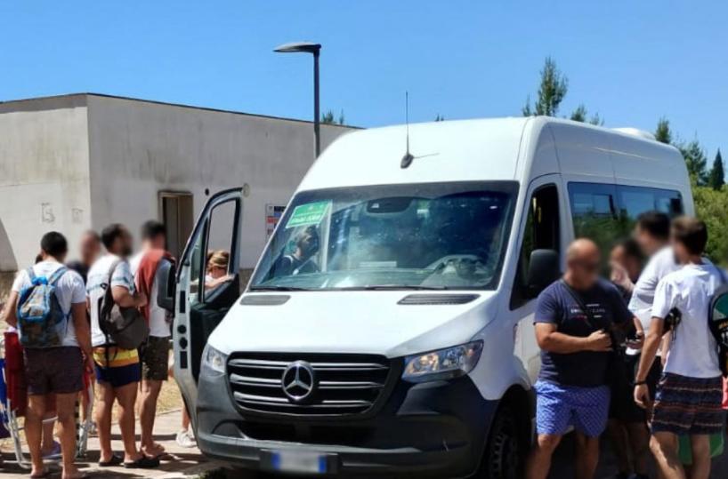Castellaneta marina: caos parcheggi di scambio, poche navette e molta rabbia