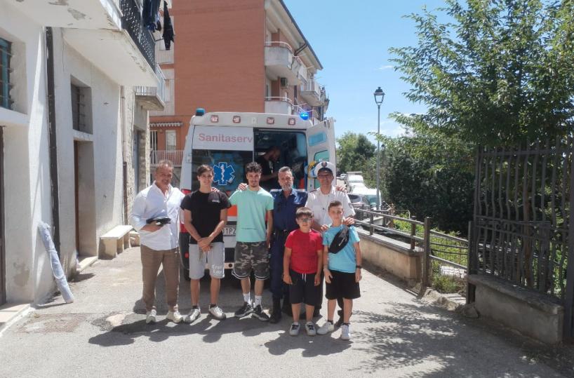 Castelluccio Valmaggiore, anziana cade in giardino e si ferisce: salvata da due bambini