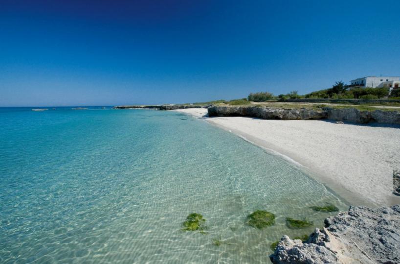 Ostuni, boom di turisti stranieri nella «Città Bianca»: britannici, statunitensi e olandesi i più presenti