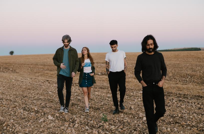 «Stains», fuori il nuovo singolo dei pugliesi Talk is Cheap