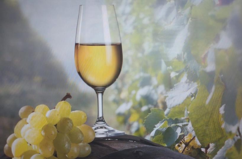 Vino bianco, mon amour: è iniziata la riscossa
