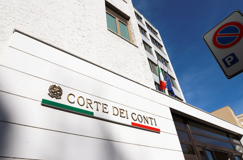 «Leggi approvate senza copertura», la Regione Puglia si difende, ma è polemica