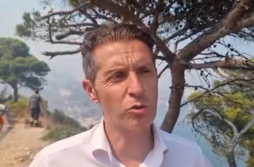 Vieste, il sindaco Nobiletti fa il punto sull'incendio: «Erano giorni che provavano ad appiccare il fuoco»