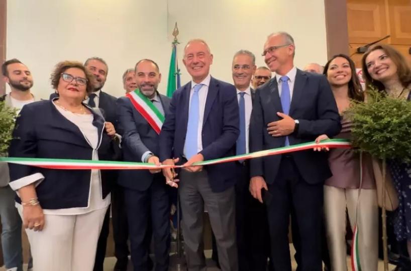 Urso inaugura a Taranto la prima Casa del Made in Italy in Puglia