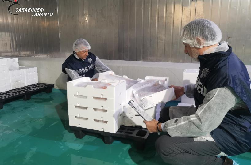 Taranto, controlli a tappeto dei Nas: su 55 ispezioni 20 attività non conformi per standard igienici