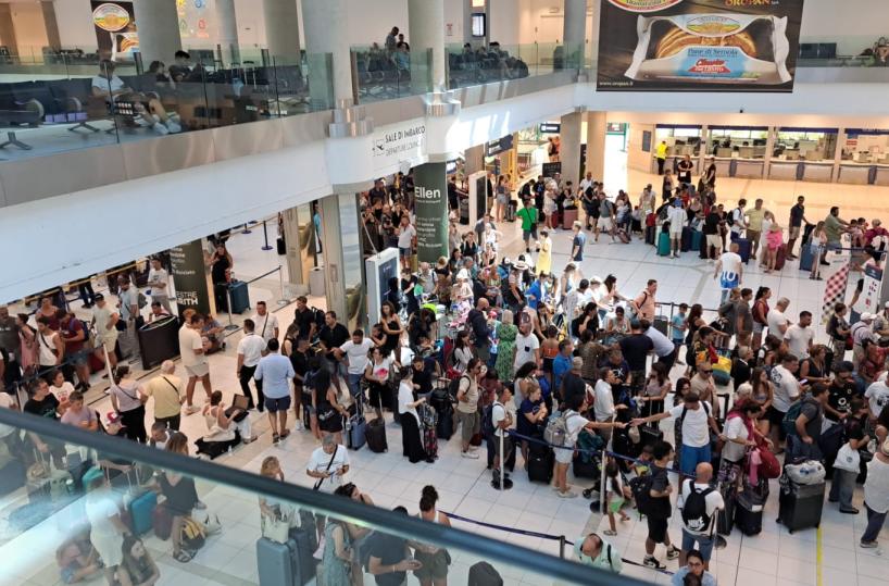 Ferragosto 2024,  negli scali pugliesi è boom di voli