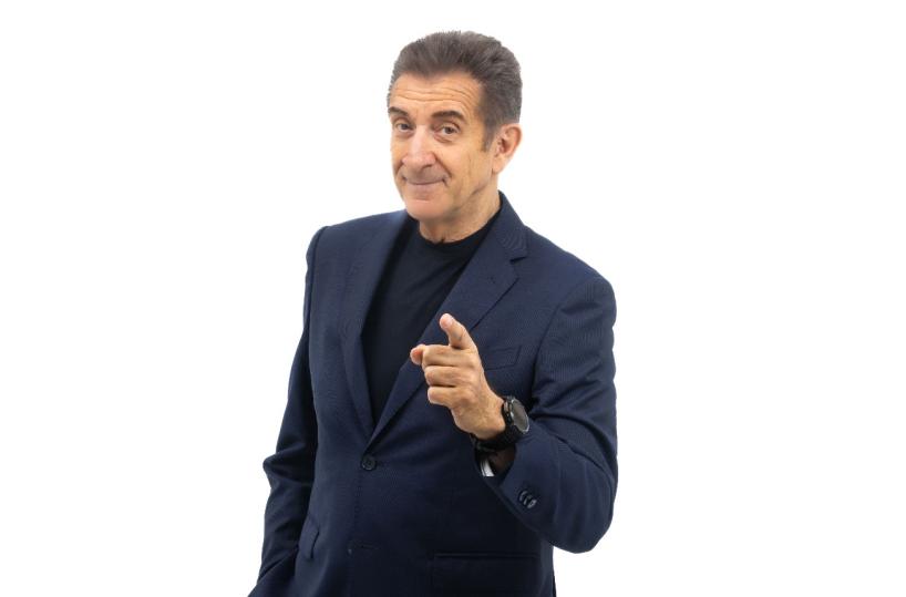 Ezio Greggio naturale: «Felice di piacere». Stasera lo spettacolo a Ostuni