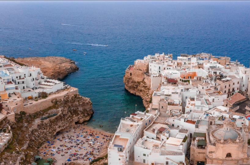 Sognando California, c’era una volta chi anticipò il futuro della Puglia