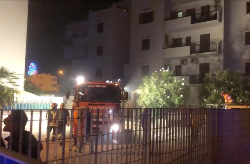 Brucia appartamento di turisti a Vieste: 25 persone messe in salvo in tutta la palazzina