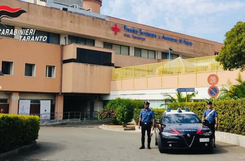 Massafra, parcheggiatore abusivo aggredisce medico che non gli paga il «caffè»: arrestato 52enne