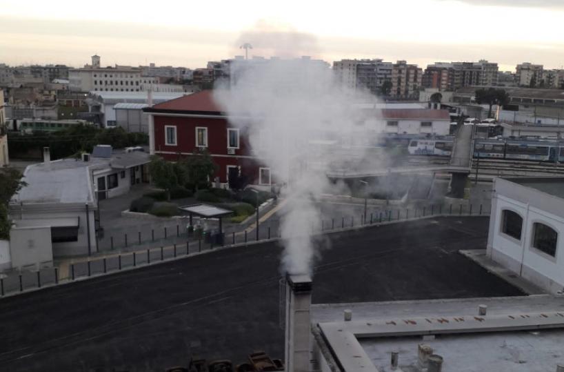 Bari, «Noi residenti del Quartierino costretti a respirare fumi»