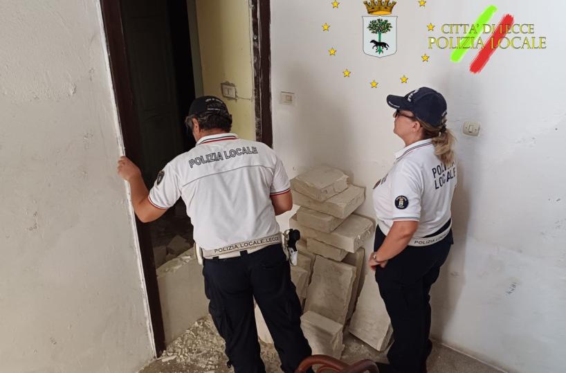 Degrado, bivacco, parcheggiatori abusivi e occupazioni di alloggi popolare: controlli a tappeto a Lecce