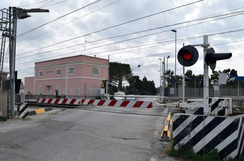 Il futuro sottovia taglia una casa a metà. Il Tar: «Comune e Rfi rivedano il tracciato»