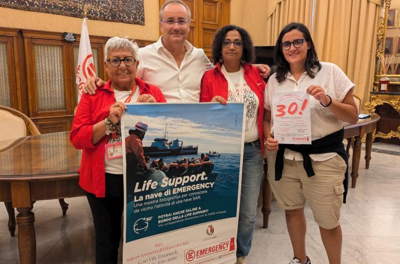 «Life Support. La nave di Emergency»: in mostra a Bari gli scatti dei salvataggi sulla rotta dei migranti