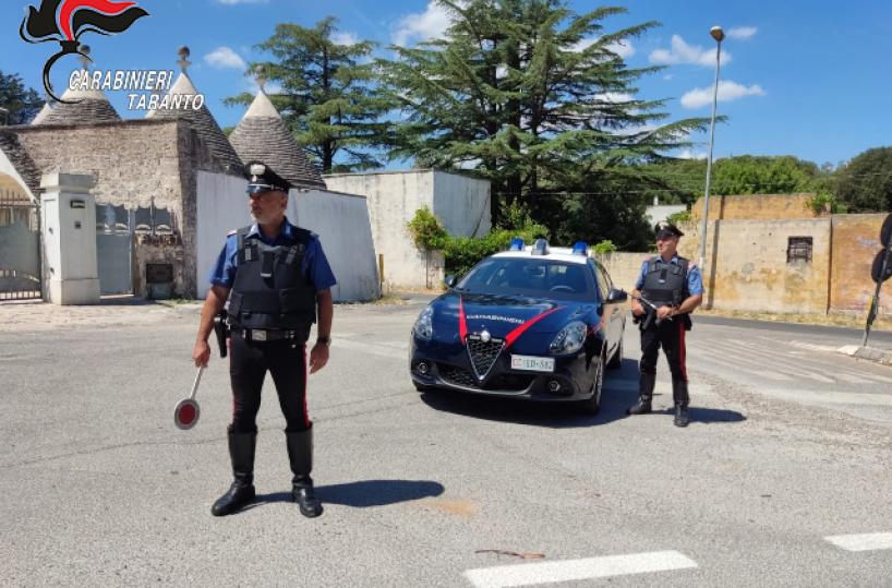 Martina Franca, 36enne picchiato e minacciato di morte per uno «sguardo di troppo»: arrestato 24enne 