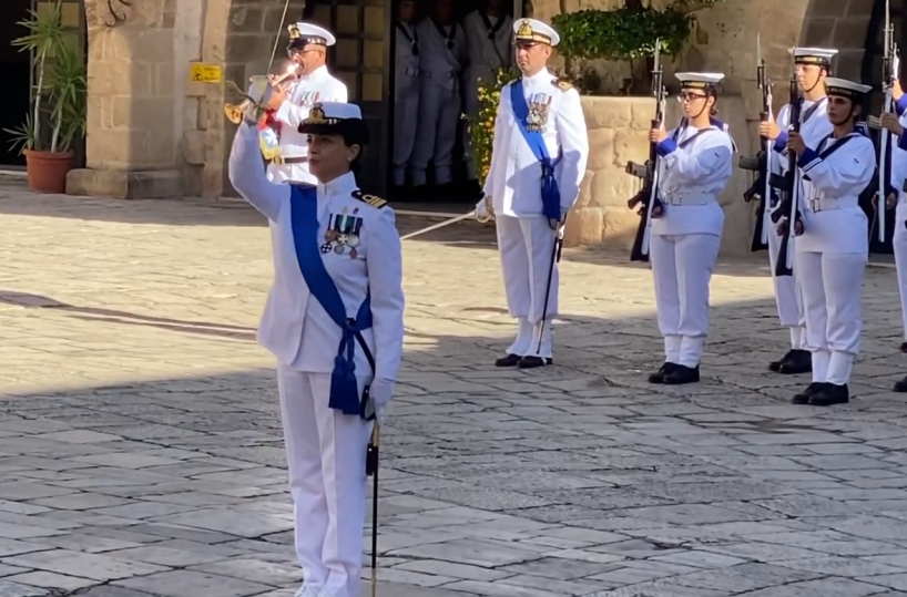 Taranto, per la prima volta nella storia una donna è al comando zona fari: Miriam Fucci, Capitano di Fregata 