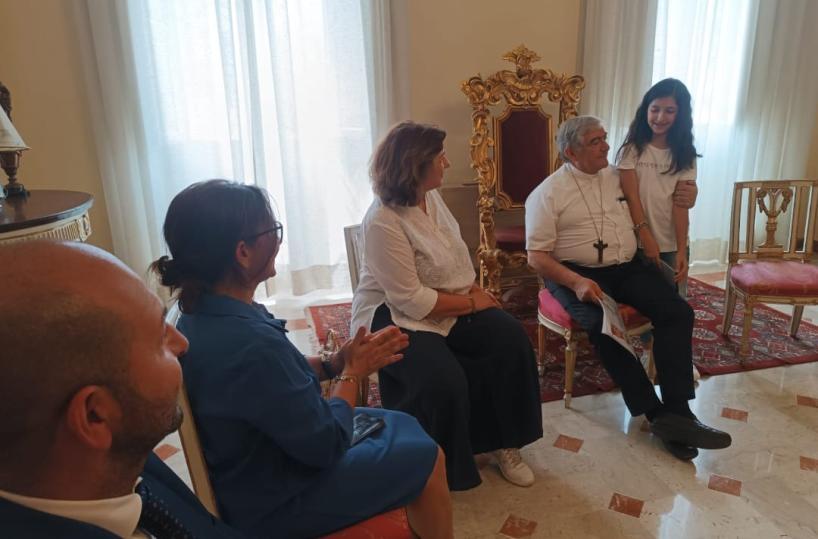 Bimba donò i regali della Prima Comunione ai bisognosi di Lecce, premiata con il riconoscimento «Salvo D'Aquisto»