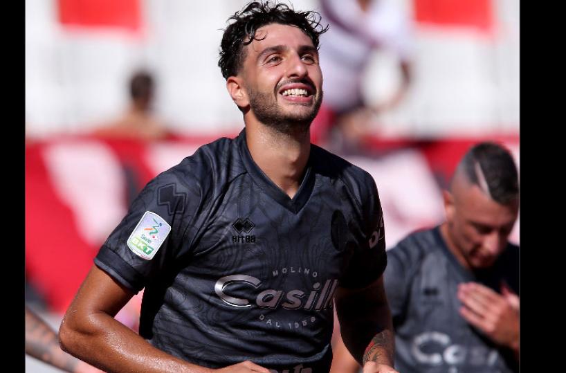 Collauto portafortuna: «Bari, ora non fermarti»