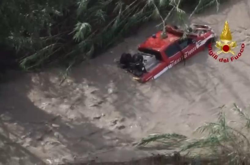 Vigile del Fuoco morto dopo il nubifragio nel Foggiano: proclamato lutto cittadino