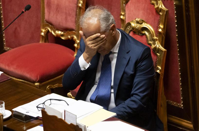 Il Comune di Bari e il rischio infiltrazioni, il ministro Piantedosi: «Lo scioglimento è l'ultima spiaggia»
