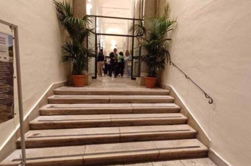 Barletta, nell’ex palazzo San Domenico biblioteca inaccessibile ai diversamente abili