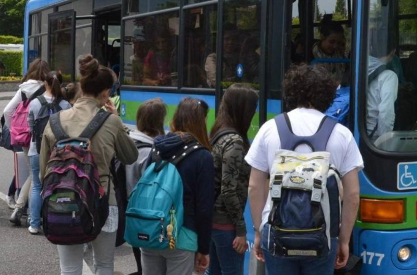 Trasporti caos nel Leccese, ecco le soluzioni-tampone: corse raddoppiate e bus con rimorchio