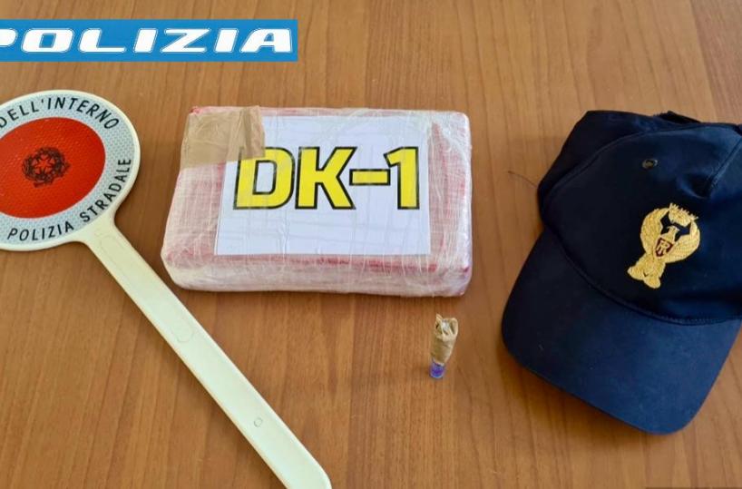 Brindisi, arrestato 37enne con un chilo di cocaina nel portabagagli
