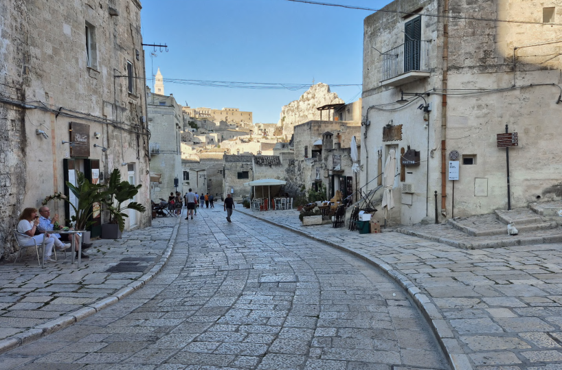 A Matera costituita la prima comunità energetica con le fonti rinnovabili