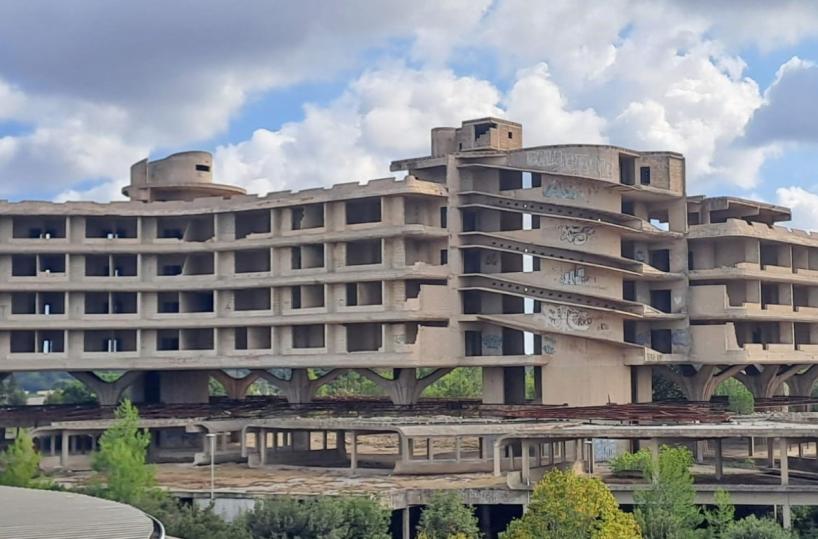 Martina Franca, venduto IL Grand Hotel Castello: unica offerta quella della «Limm» di Noci