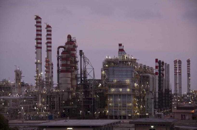 Eni scommette su Brindisi: «Tornerà come negli anni '70. In arrivo 800 posti di lavoro»