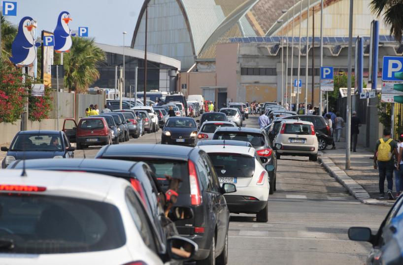 «Bari, nei parcheggi della Fiera erano i mafiosi a gestire tutto», il racconto dell'ex dirigente Amtab