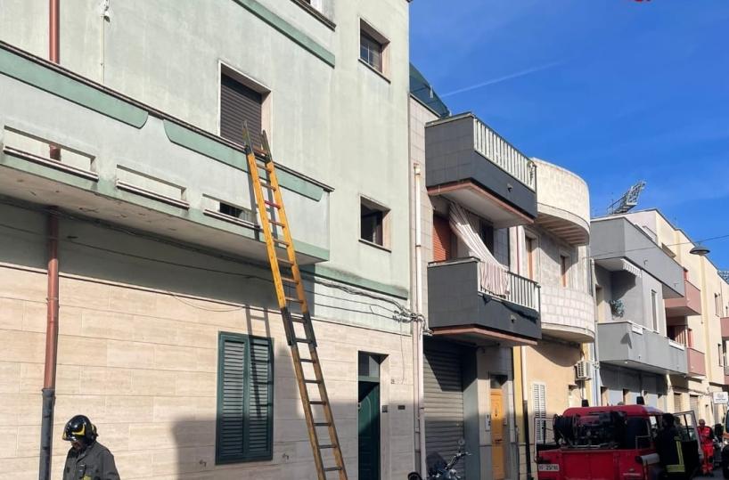 Francavilla Fontana: incendio in appartamento: una donna finisce in ospedale